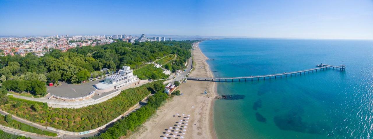 La Dolce Vita, Luxury In The Absolute Center Apartment Burgas Ngoại thất bức ảnh